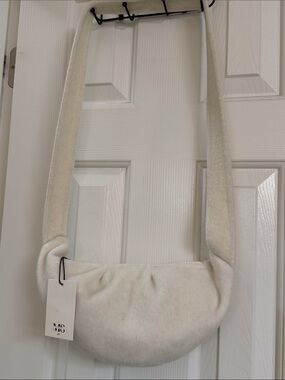 Max Simple Wool Hobo Crossbody bag . Off white color. NEW with Tags